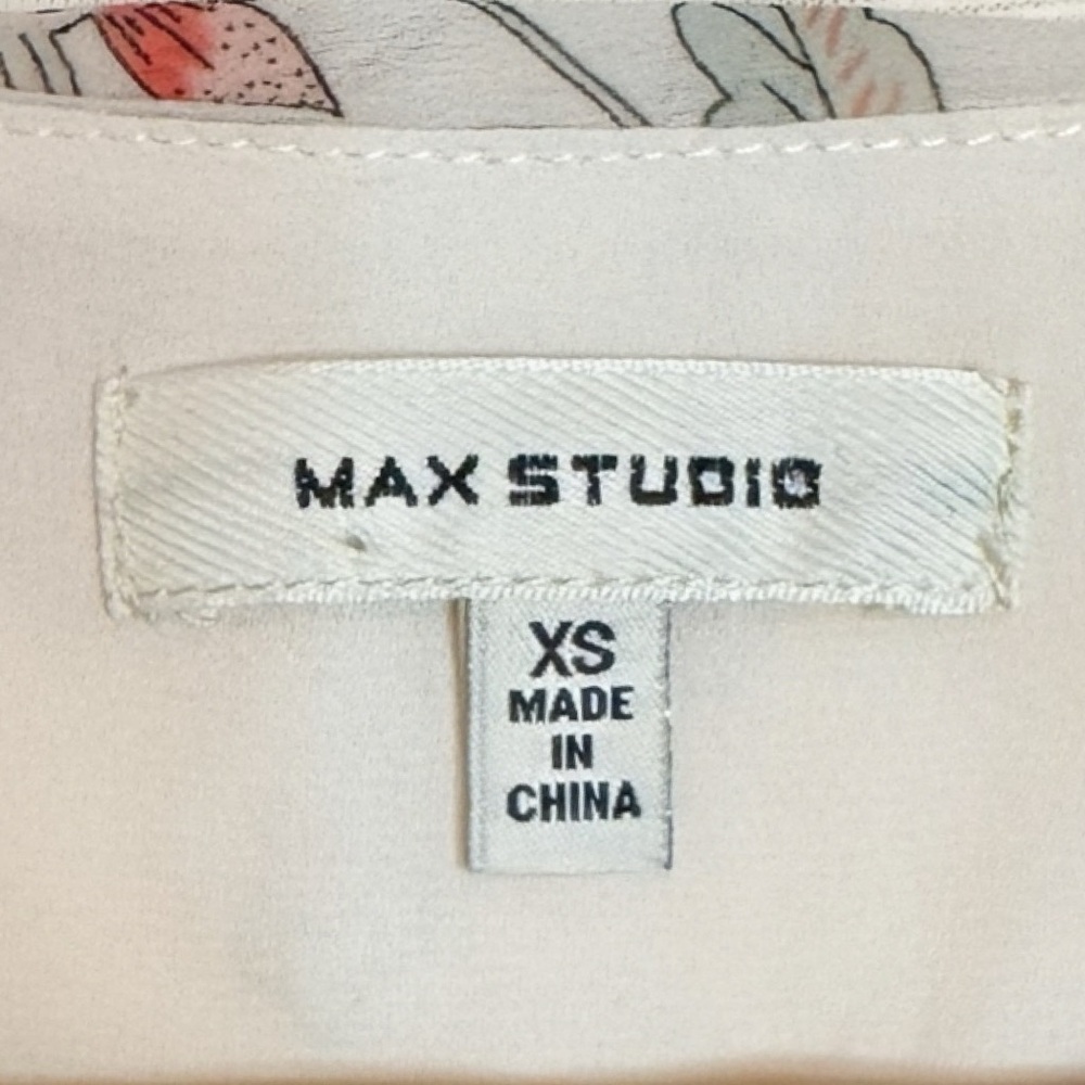 Max Studio XS Red Pink Ivory‎ Butterfly Kimono Blouse. - Picture 4 of 6